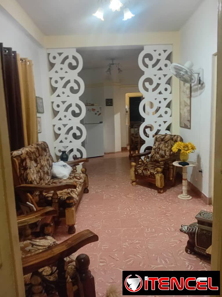 vendo apto de 3/4 en el rpto palatino cerro primer piso