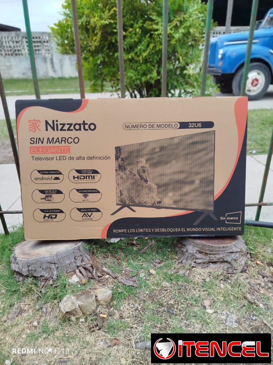 Smartv con Cajita interna u base a la pared, 32 y 43 pulgada