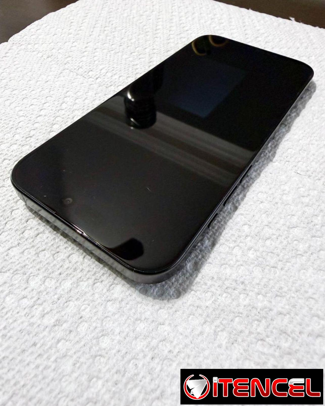 iPhone 16 Pro Max 256GB Negro Desbloqueado | 94% Batería | Original Apple