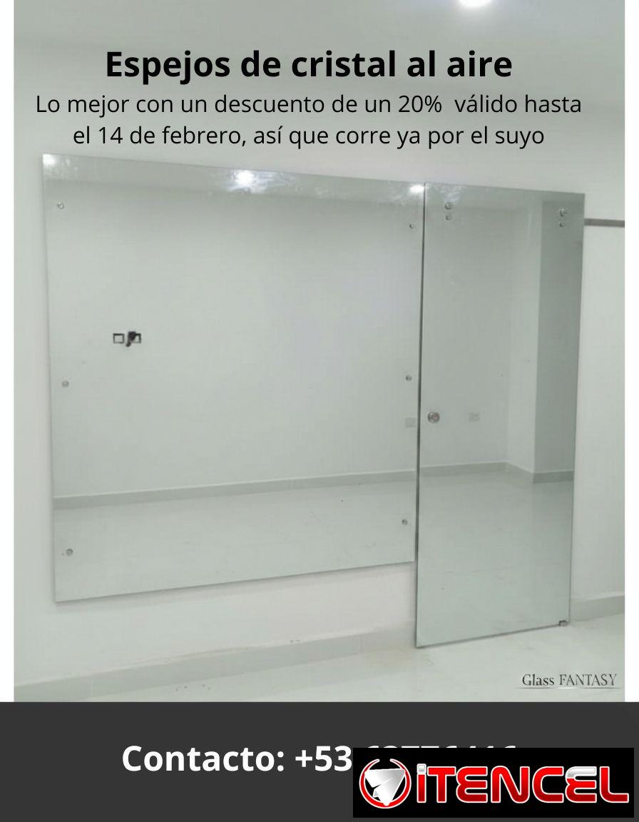 Espejos montados al aire con presillas