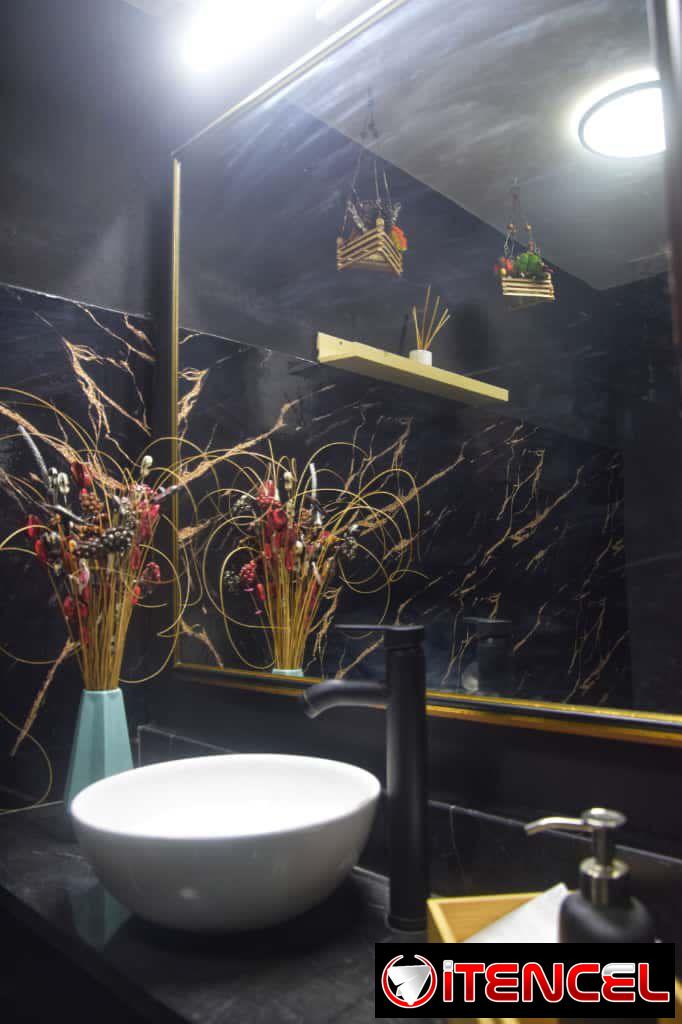 *Casa en venta en 10 de octubre* * Se vende casa espaciosa espectacular para poner varios negocio o vivirla * ⁠la casa cuenta con