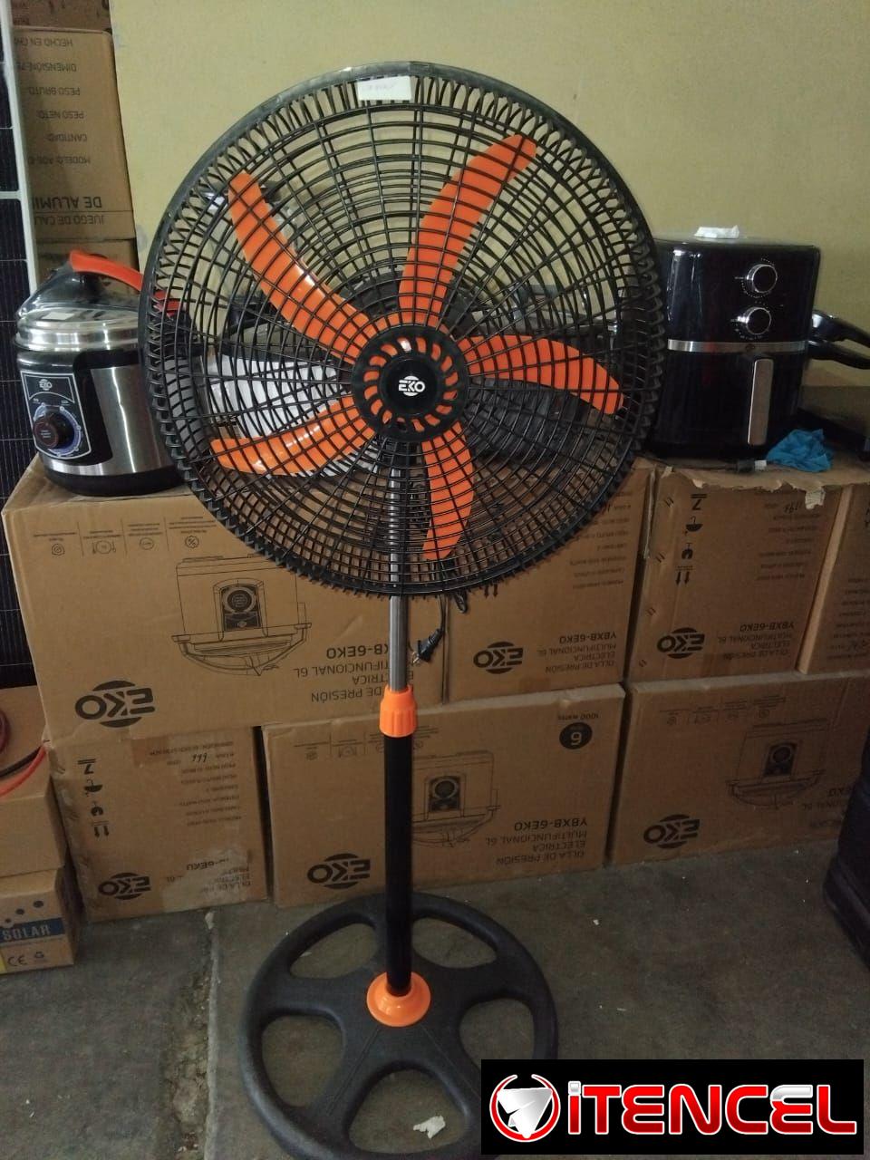 Ventilador de pedestal 18 pulgadas, marca EKO