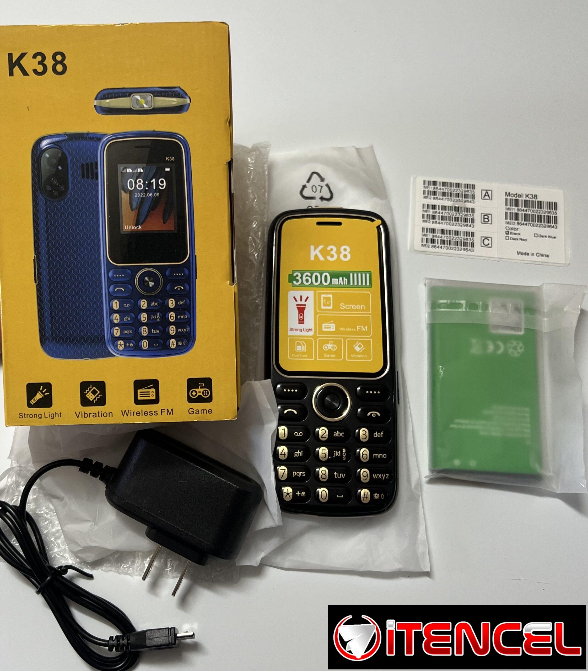 Teléfonos celular de tecla + linterna al frente, dual SIM y trae para tarjeta de memoria !