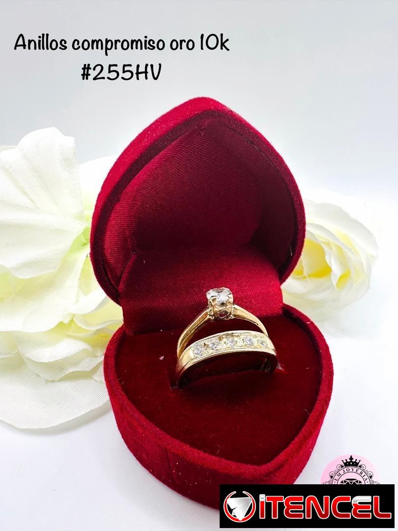 Anillos de compromiso Oro 10k. LM joyería.