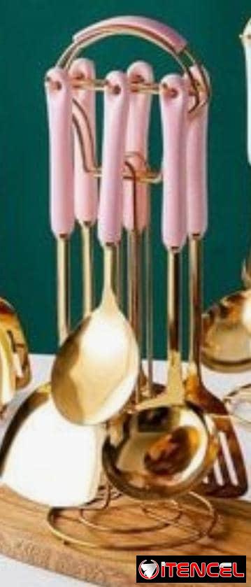 ✨Set de cucharones de metal con acabado dorado 👩🏻‍🍳 ✅Colores disponibles 💚🩷