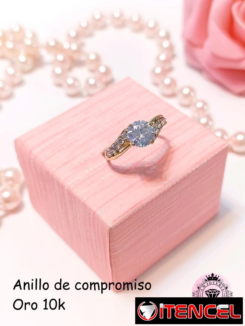 Anillos de compromiso Oro 10k. LM joyería.