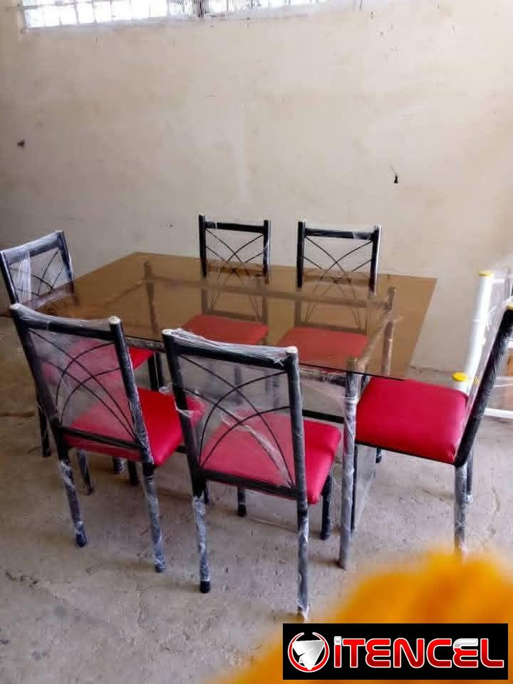 Juegos de comedor de Hierro