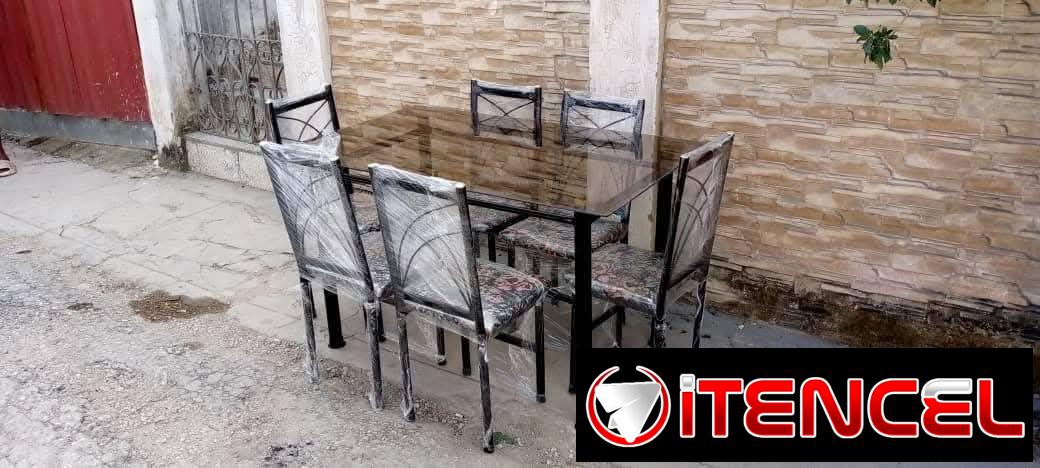 Juegos de comedor de Hierro