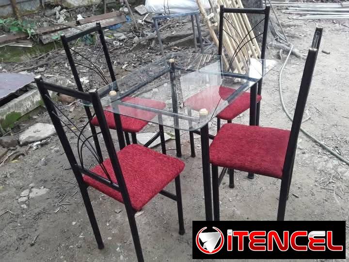 Juegos de comedor de Hierro