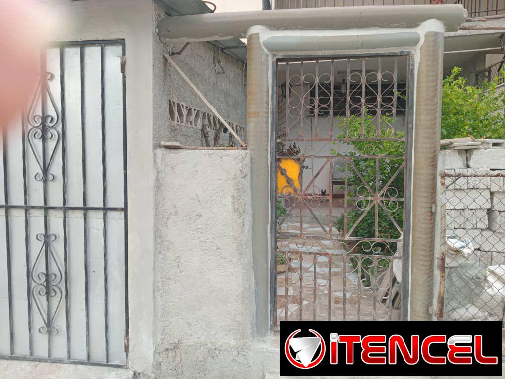 Se vende casa en San Miguel Del Padron. Es una casa con garage,jardín,portal,sala,comedor,cocina,2 cuartos,baño,patio trasero y cu