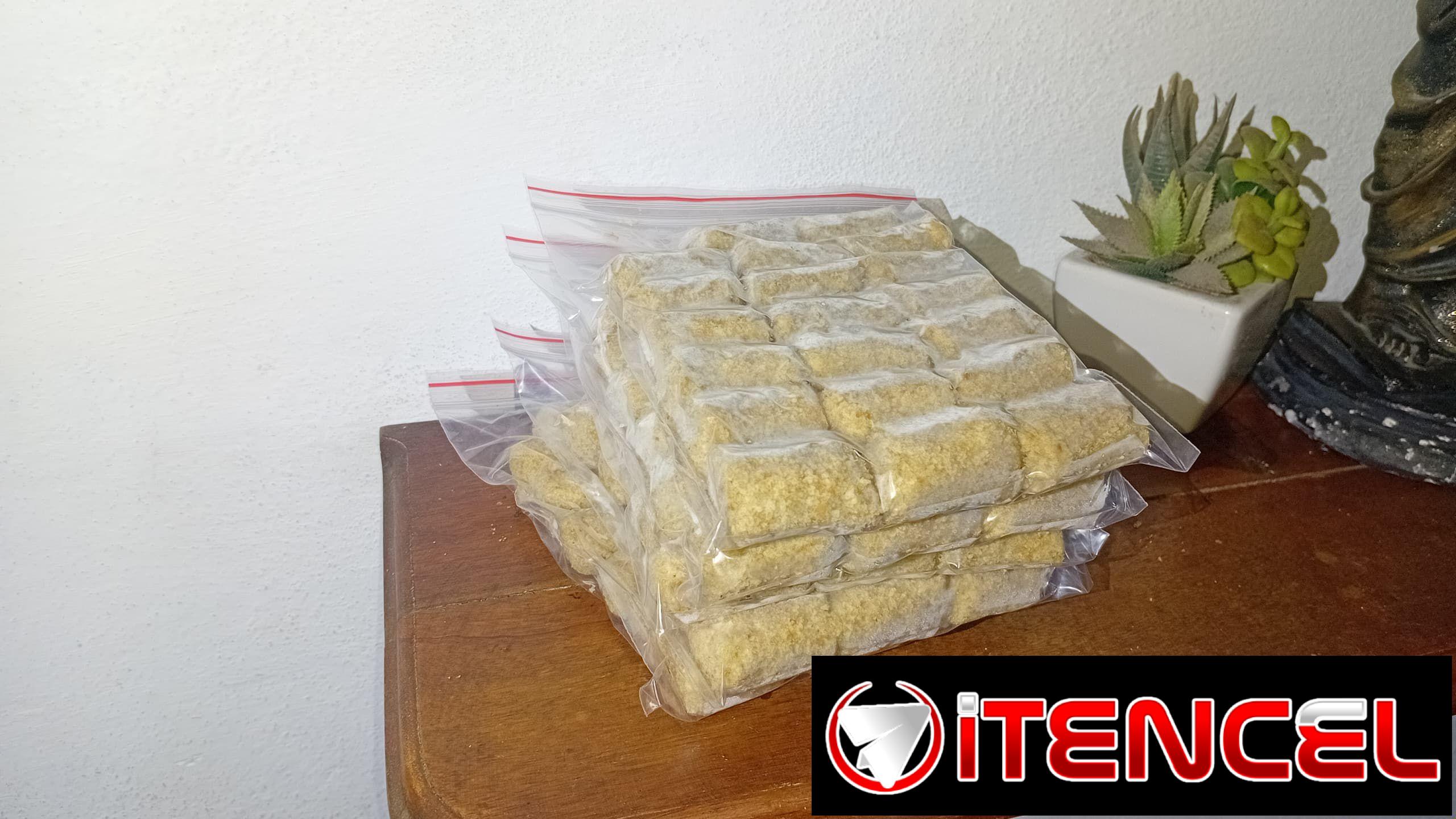 Venta de Croquetas DITU de Pollo, jamón y queso, Bolitas de Queso, Bolitas de Jamón y Queso. Además de vender Panetelas y Cakes.
