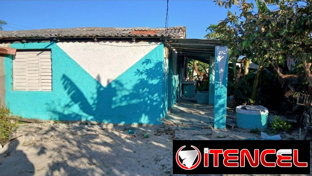 Se vende casa en Playa Santa Lucía