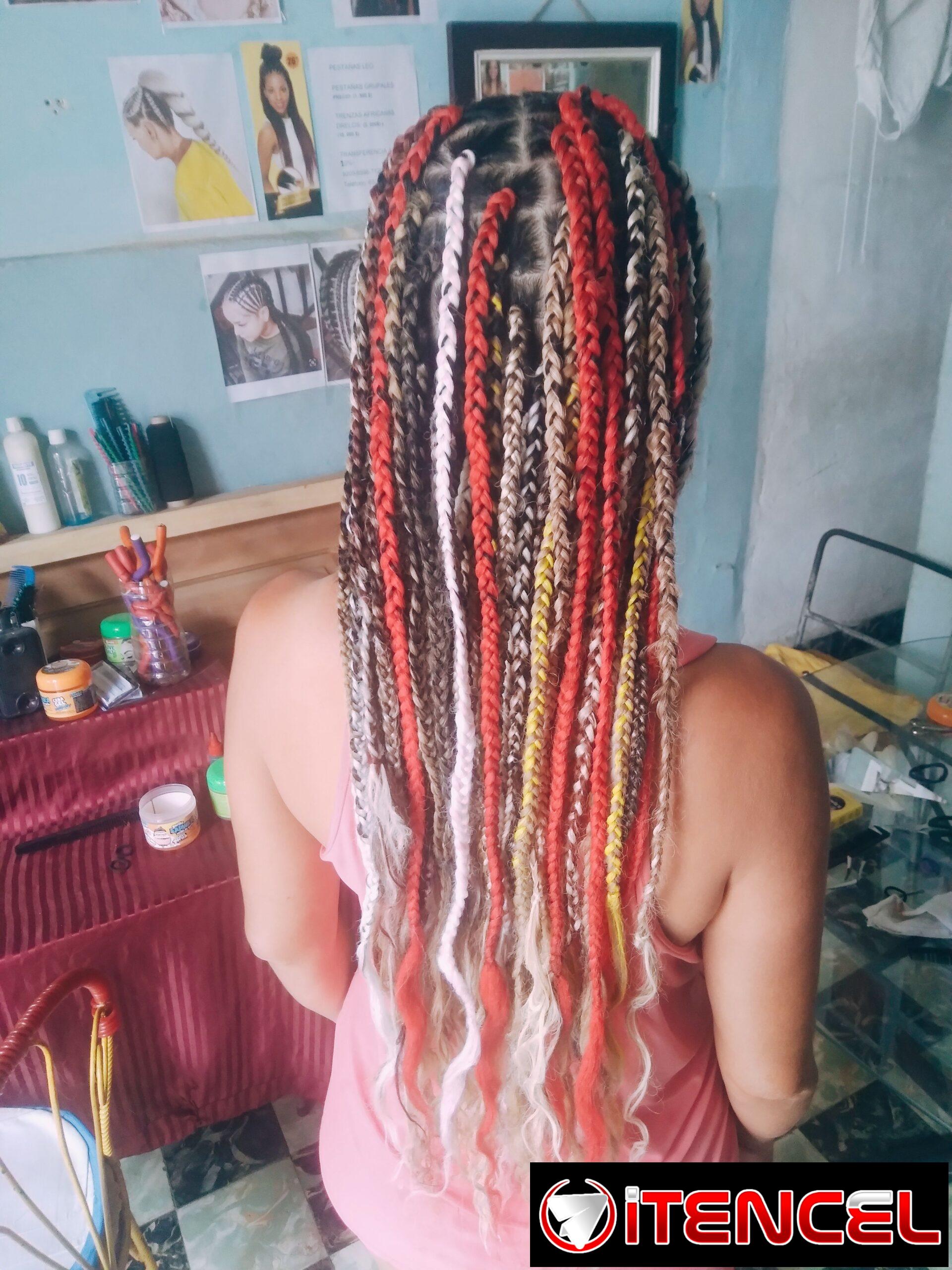 Mi clienta complacida trenzas africanas