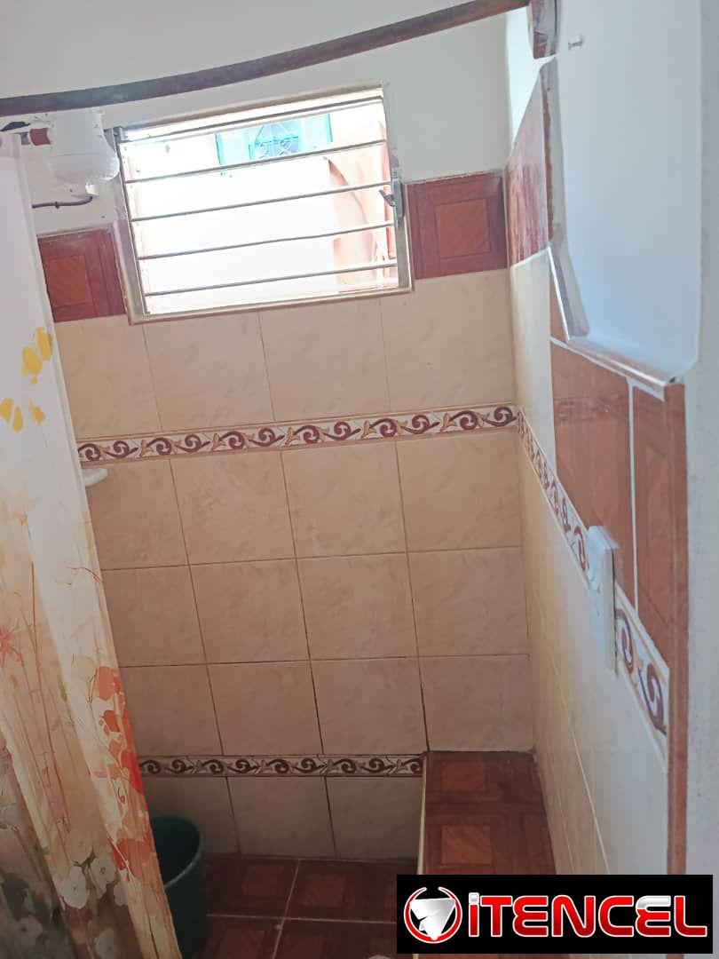 CASA EN ARROYO NARANJO