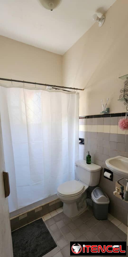Casa de interior de 2 niveles