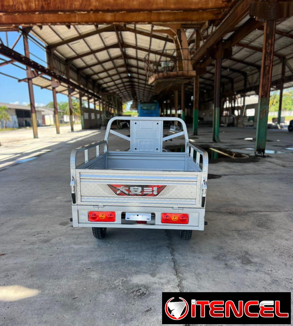 TRICICLO ELÉCTRICO VIENTO RAPIDO 2026 • Autonomía 80Km • Potencia 1200 W • Batería 60 V 45AH • Soporta 500 KG de carga • Capacidad