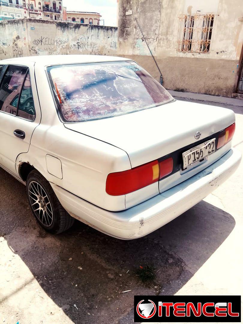 NISSAN B13