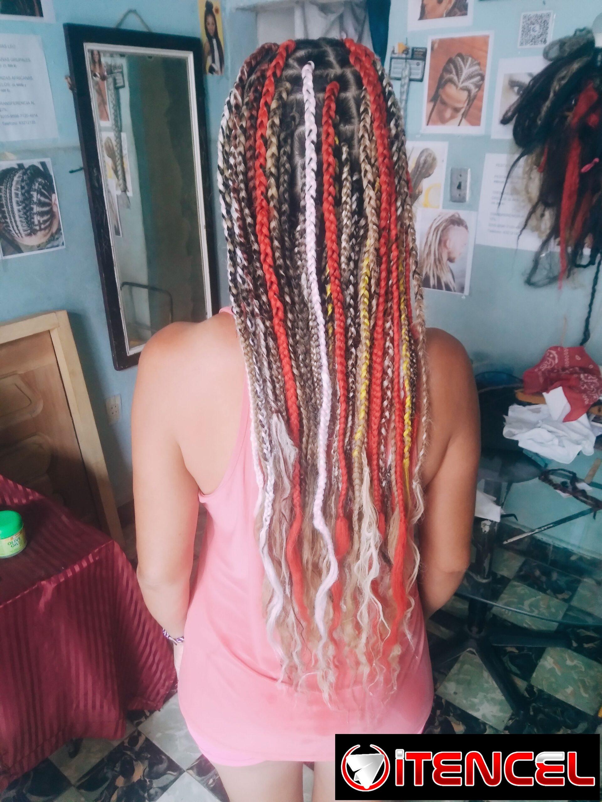 Mi clienta complacida trenzas africanas