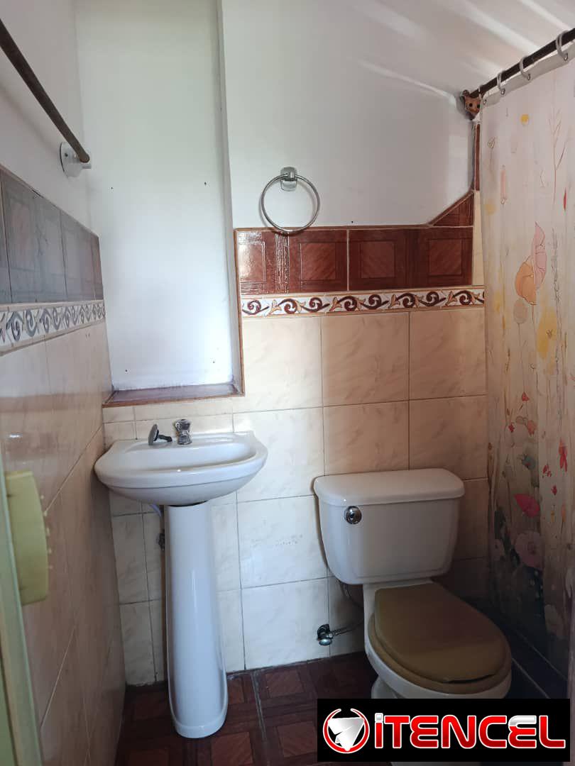 CASA EN ARROYO NARANJO