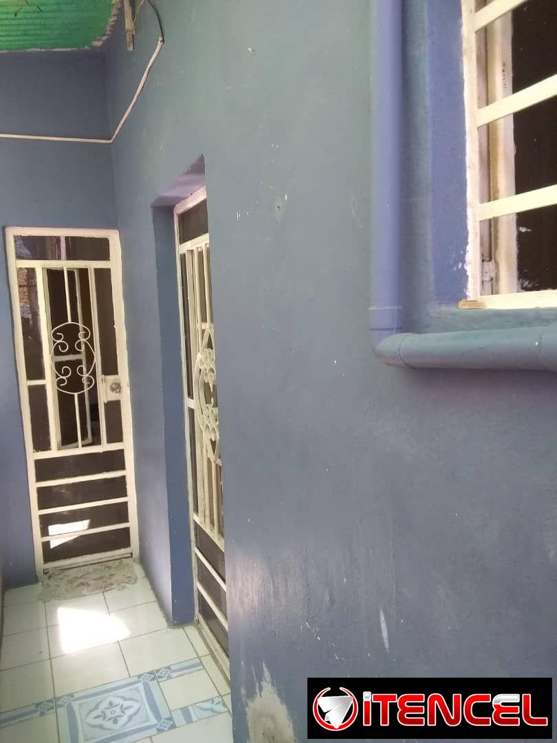 Se vende apartamento en santo Suárez en general lee
