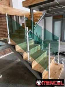 Cristal al aire - Escalera