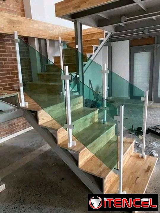 Cristal al aire - Escalera