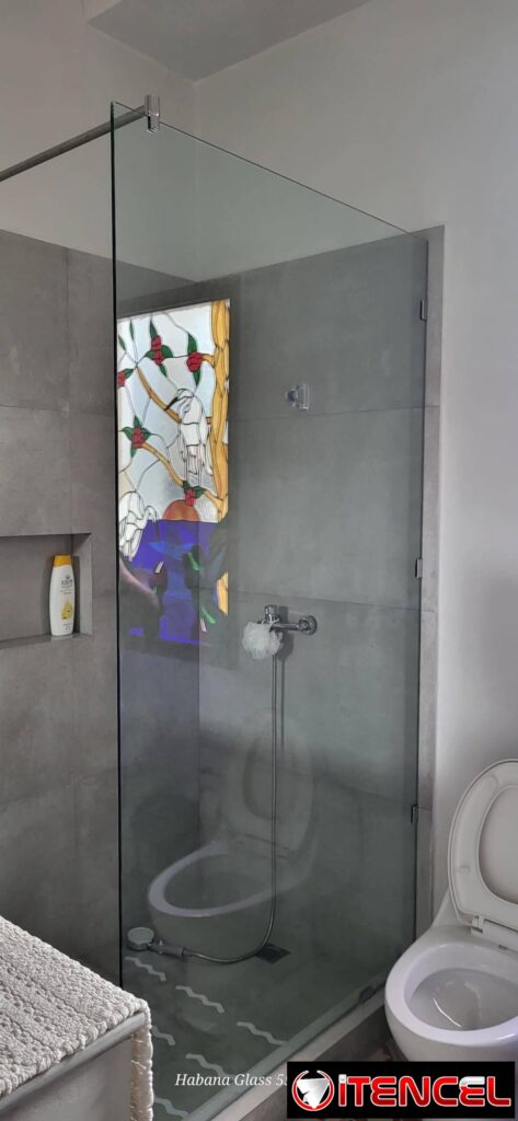 Cristalería al aire – Mamparas de baño — foto 1