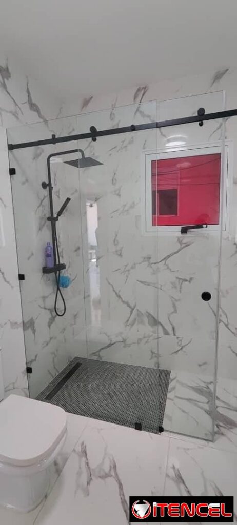 Cristalería al aire – Mamparas de baño — foto 4